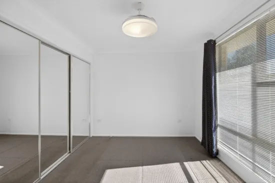 18 Naylor Place, Ingleburn, NSW 2565-Image
