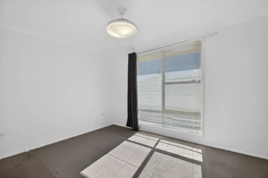 18 Naylor Place, Ingleburn, NSW 2565-Image