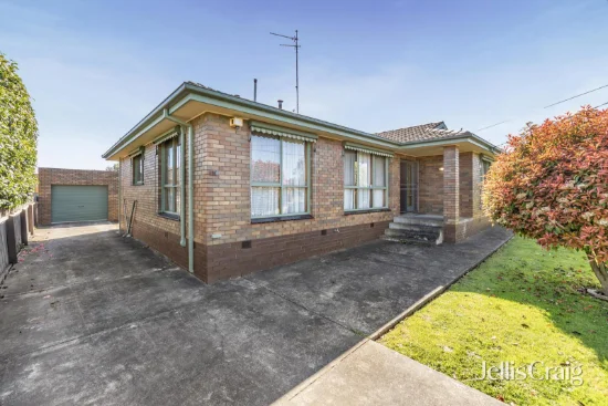 18 Ophir Street, Sebastopol, Vic 3356 - For Sale