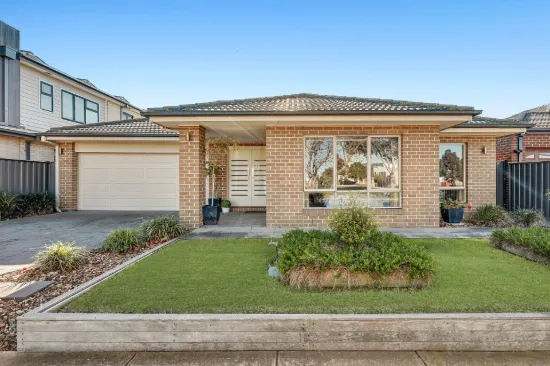 18 Pearce Circuit, Point Cook, Vic 3030