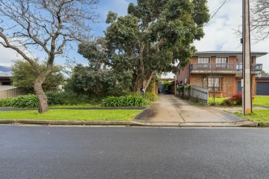 18 Redford Street, Vale Park, SA 5081