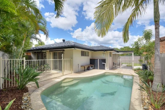 18 Regensberg Close, Varsity Lakes, Qld 4227