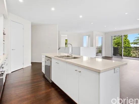18 Rendlesham Avenue, Mount Eliza, Vic 3930-Image