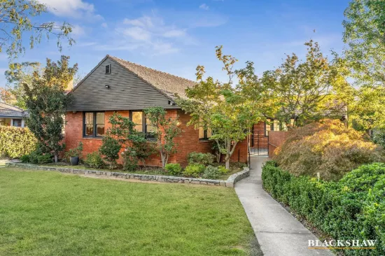18 Robe Street, Deakin, ACT 2600