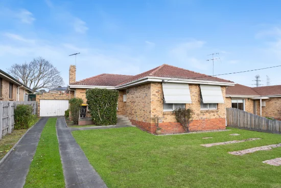 18 Robert Street, Chadstone, Vic 3148