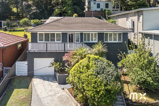 18 Robwald Avenue, Coniston, NSW 2500