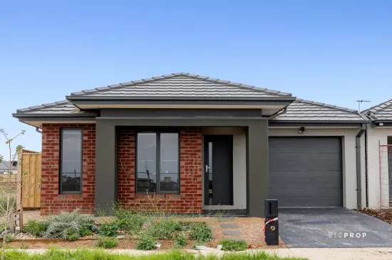 18 Rumbee Crescent, Tarneit, Vic 3029