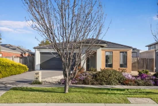 18 Sandy Avenue, Point Cook, Vic 3030