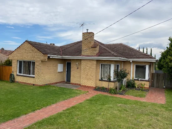 18 Scotsburn Avenue, Clayton, Vic 3168