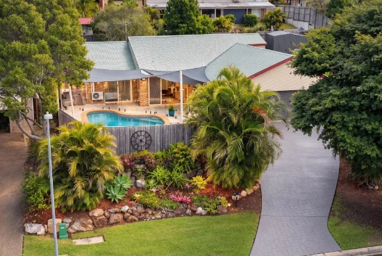 18 Selangor Court, Tanah Merah, Qld 4128 - For Sale
