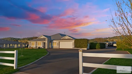 18 Sequoia Drive, Tamworth, NSW 2340