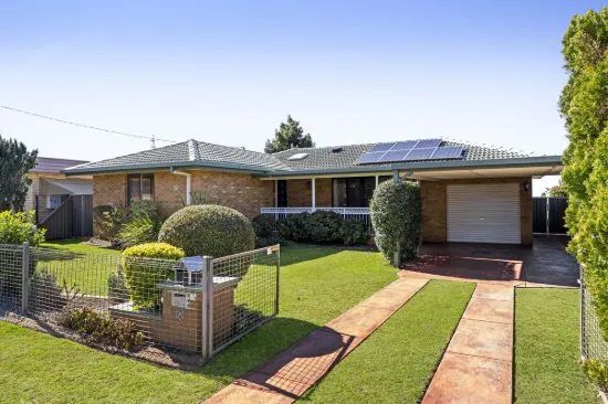 18 Smithfield Street, Harristown, Qld 4350