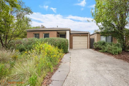 18 Stonehouse Street, Franklin, ACT 2913