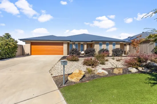 18 Thane Court, Lloyd, NSW 2650