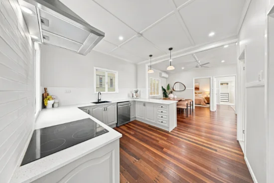 18 The Avenue, Hermit Park, Qld 4812-Image