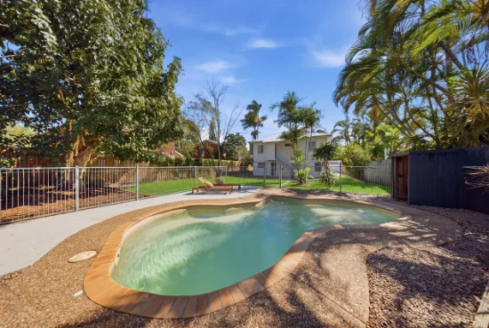 18 The Avenue, Hermit Park, Qld 4812-Image