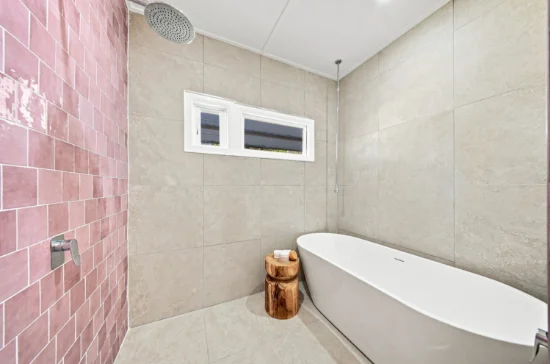 18 The Avenue, Hermit Park, Qld 4812-Image