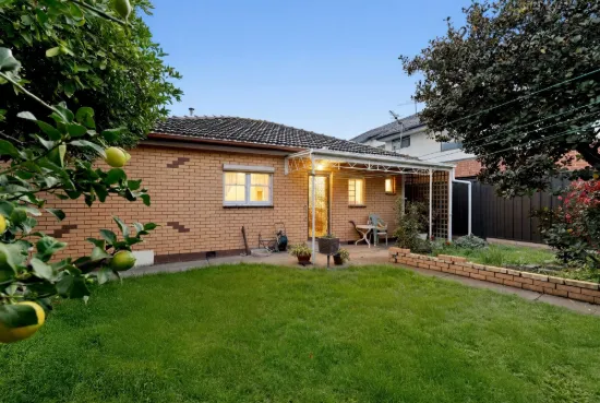 18 The Circle, Altona North VIC 3025-Image