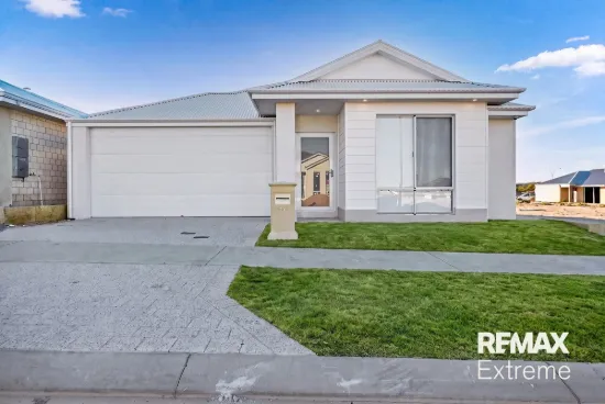 18 Trestles Way, Eglinton, WA 6034