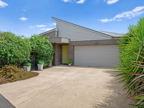 18 Trewin Street, Benalla VIC 3672-Image