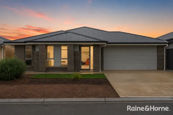 18 Tsouris Way, Munno Para West, SA 5115