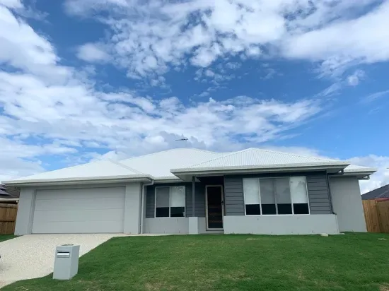 18 Van Beelan Street, Caboolture, Qld 4510