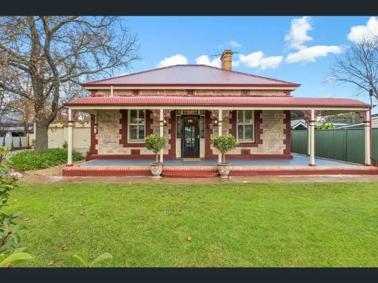 18 Wellington Road, Mount Barker, SA 5251 - For Rent