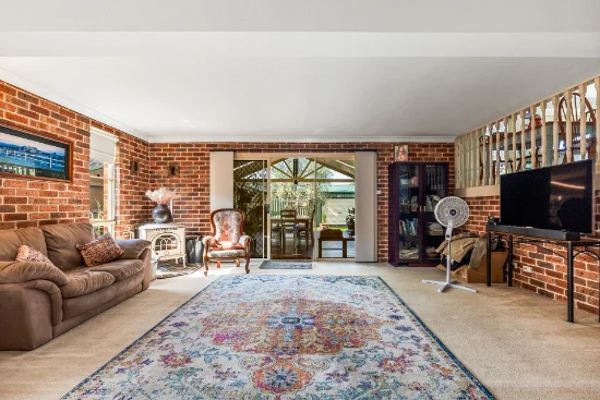 18 Willow Tree Avenue, Emu Plains, NSW 2750-Image