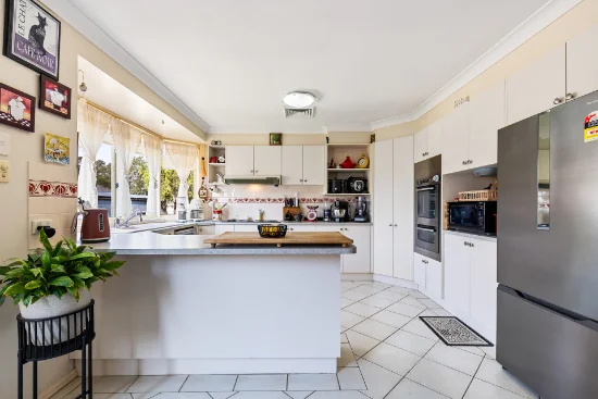 18 Willow Tree Avenue, Emu Plains, NSW 2750-Image