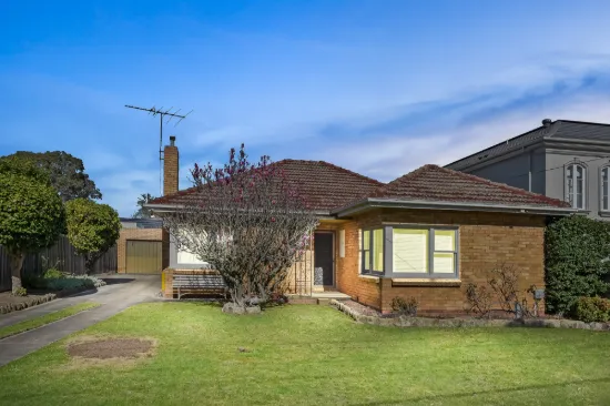 18 Winbourne Road, Mount Waverley, Vic 3149