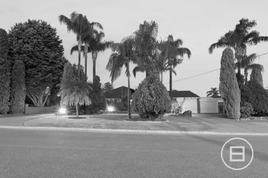 18 Winston Crescent, Viveash, WA 6056