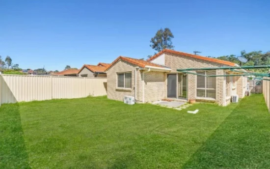 181 Greenacre Drive, Arundel, Qld 4214 - For Rent