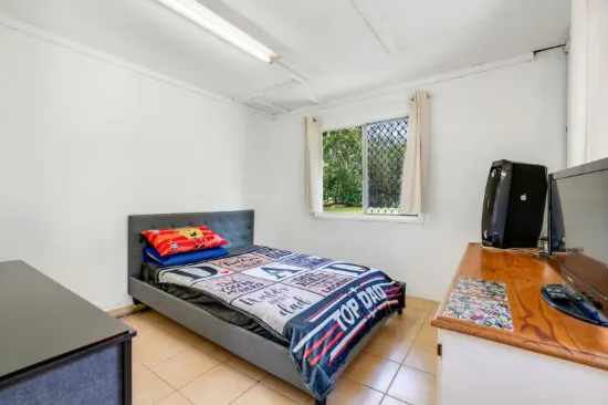 184 Moreton Terrace, Beachmere, Qld 4510-Image