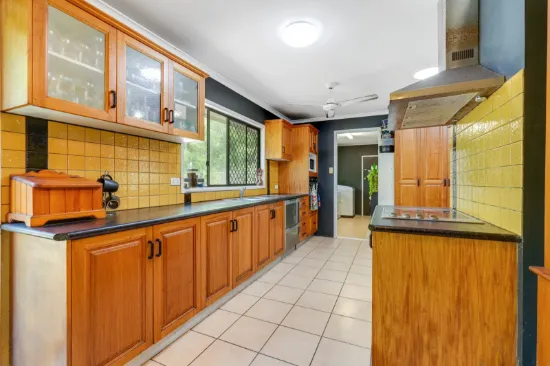 184 Moreton Terrace, Beachmere, Qld 4510-Image
