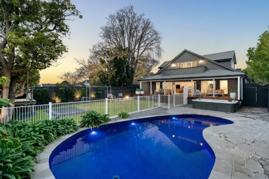 184 Mount Eliza Way, Mount Eliza, Vic 3930