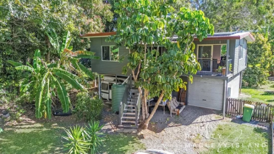 185 High Central Road, Macleay Island, Qld 4184 - For Sale
