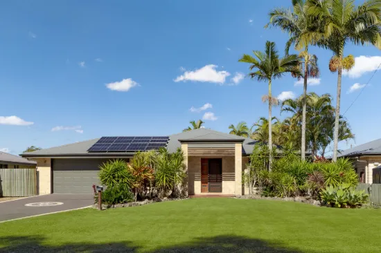 189 Showgrounds Road, Oakhurst, Qld 4650