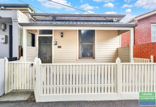 189 Stokes Street, Port Melbourne, Vic 3207