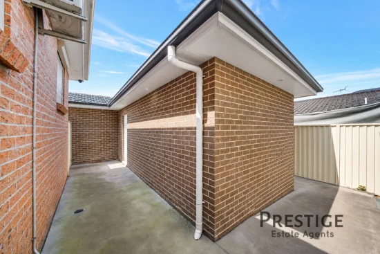 18A Mimosa Road, Bossley Park, NSW 2176 - For Rent
