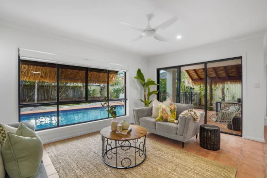 18A The Parade, Helensvale, Qld 4212