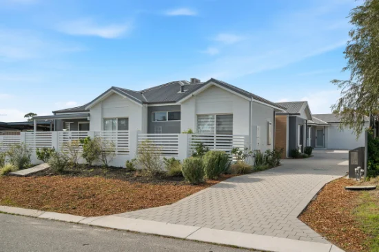 18B Mandalay Place, Craigie, WA 6025