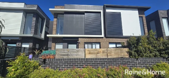 19/30 Isabella Crescent, Glenfield, NSW 2167