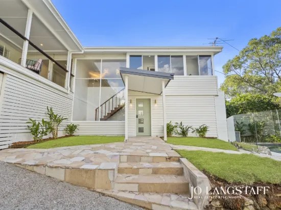 19 Akuna Street, Kenmore, Qld 4069