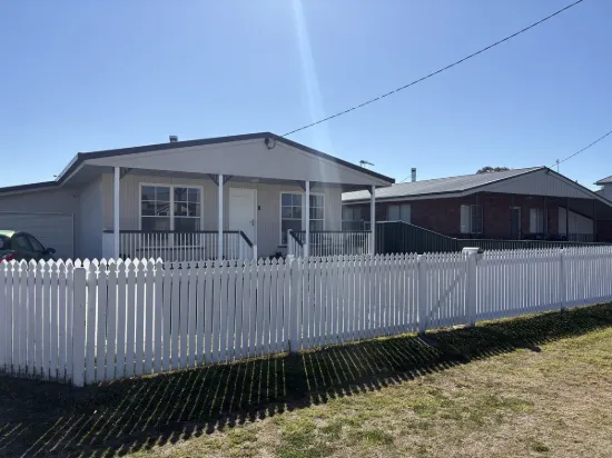 19 Albert Street, Warwick, Qld 4370