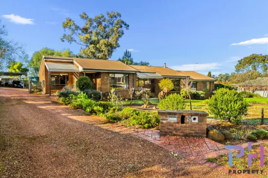 19 Aspinall Street, Golden Square, Vic 3555