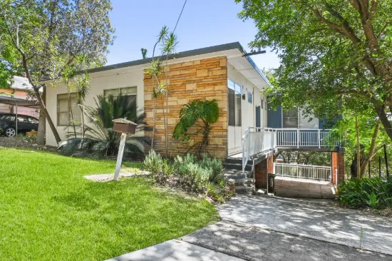 19 Belmore Road, Peakhurst, NSW 2210