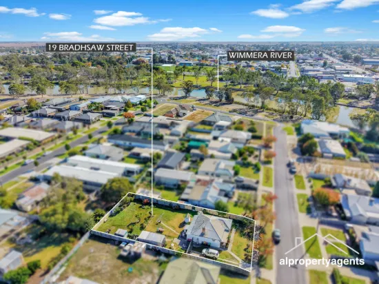 19 Bradshaw Street, Horsham, Vic 3400