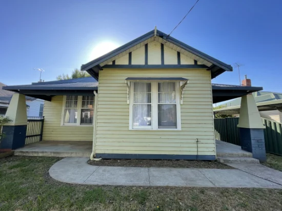 19 Bree Road, Hamilton, Vic 3300