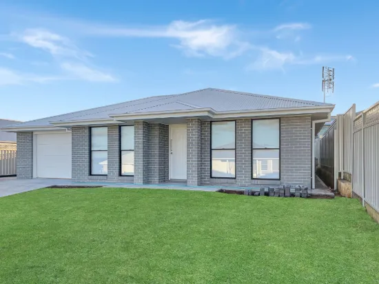 19 Chrisbrook Terrace, Dubbo NSW 2830-Image