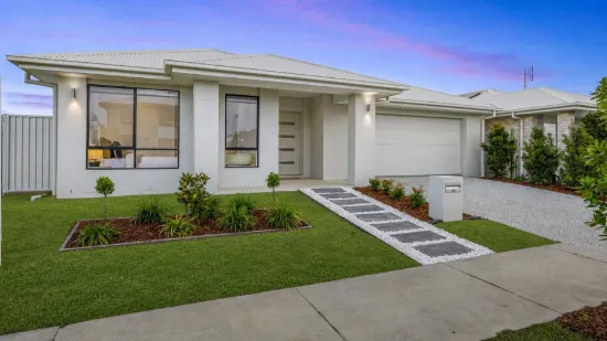 19 Cocos Crescent, Banya, Qld 4551